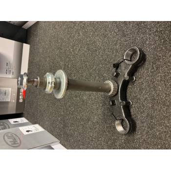 Phantom 50cc/YM50 Bottom yoke & bearings (used)  F1.3
